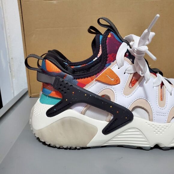 Nike Air Huarache Craft Lunar Women Sz 7 FD4621-181 New Year White Orange Rare! - Picture 10 of 14